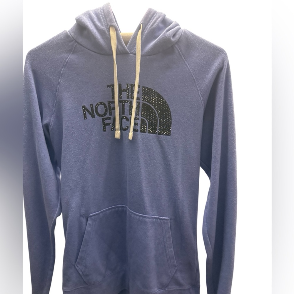 North face hoodie women’s size small